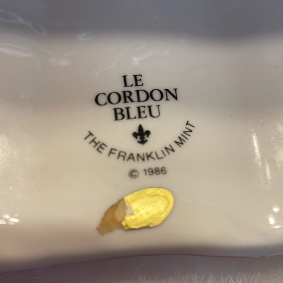 FRANKLIN MINT Le Cordon Bleu RABBIT Ceramic EASTER Mold ORIGINAL STICKERS Excell - Picture 8 of 8